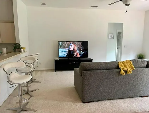 Cozy & Comfort in One-Find it in Naples FL hotel detail image 3