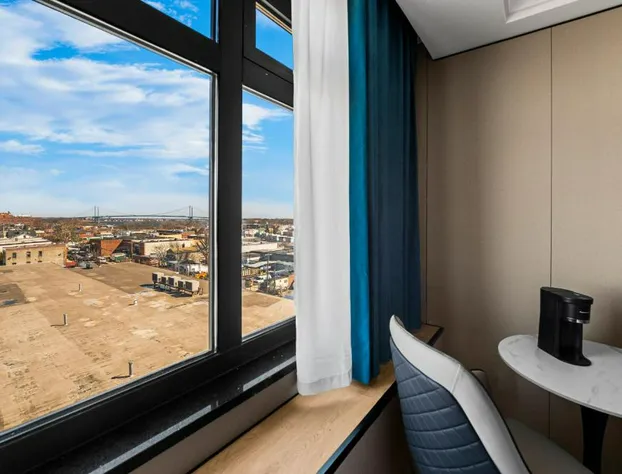 Ly New York Hotel hotel detail image 3