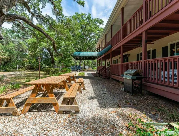 Entire Boutique Hotel walking distance to river hotel detail image 1