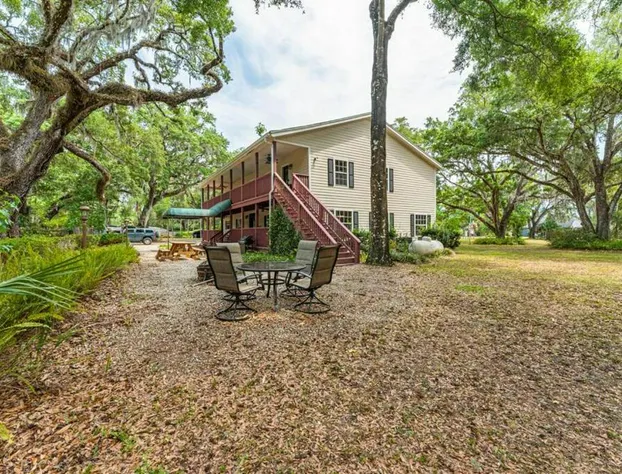 Entire Boutique Hotel walking distance to river hotel detail image 2