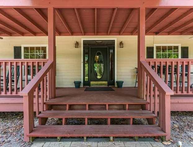 Entire Boutique Hotel walking distance to river hotel detail image 3