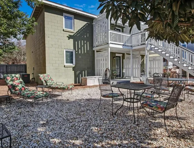 Evergreen Inn Unit B hotel detail image 3