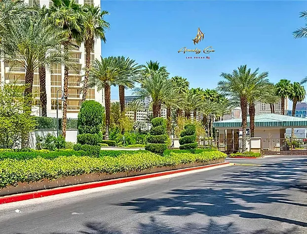 Amalz 2 Bedroom 3 Bathroom Balcony Suites at MGM Signature ! hotel detail image 2