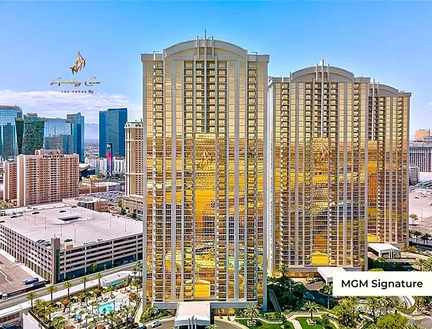 Amalz 2 Bedroom 3 Bathroom Balcony Suites at MGM Signature ! hotel detail image 3