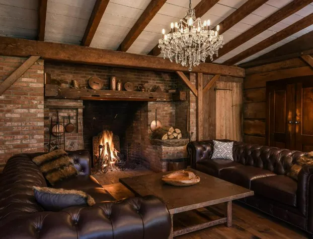 Farm Road Estate - Inn Room 2 hotel detail image 4