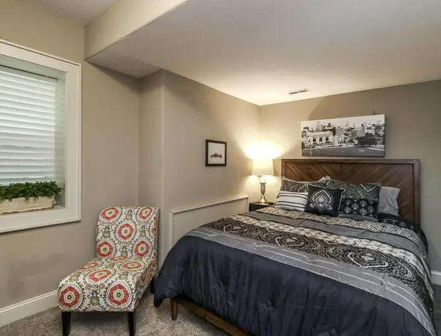 M7-01 Excellent Plaza 2 BR with 3 Queen Beds hotel detail image 3