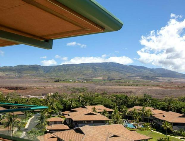 K B M Resorts- HKK-816 Over-sized 1Bd 750ft easy pool and beach access remodeled hotel detail image 1