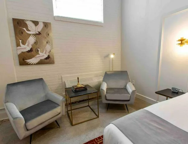 Everett Suite 208 at The Bellwether Hotel hotel detail image 4