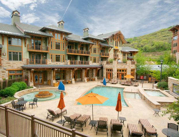 Escala Lodges by Luxury Mountain Destina hotel detail image 1