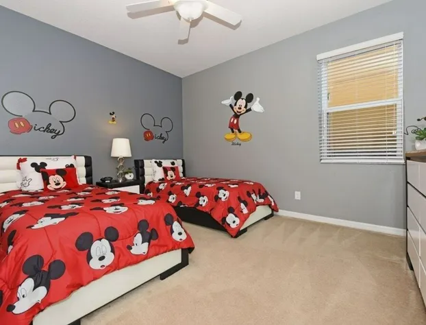 Wonderful 7-Bed Solterra Resort with Pool & Spa home hotel detail image 4