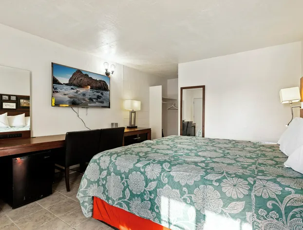 Temple View Inn hotel detail image 1