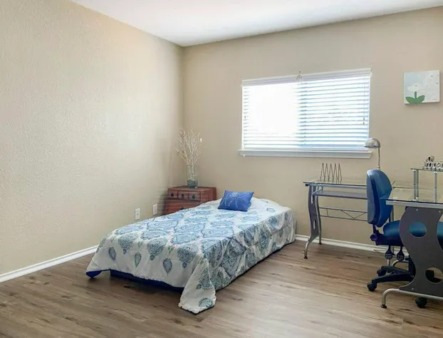 Big & cozy family home in NW SA hotel detail image 3