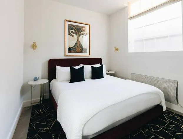 Bellwood Deluxe Suite 108 at The Bellwether Hotel hotel detail image 3