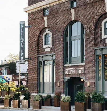 Edgeland Deluxe Suite 210 at The Bellwether Hotel hotel detail image 1