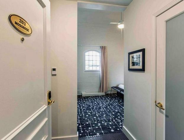 Mossrose Suite 203 at The Bellwether Hotel hotel detail image 3