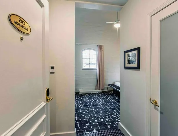 Mossrose Suite 203 at The Bellwether Hotel hotel detail image 3