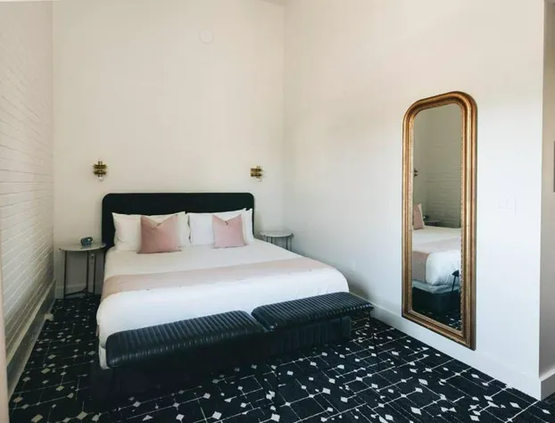 Mossrose Suite 203 at The Bellwether Hotel hotel detail image 4