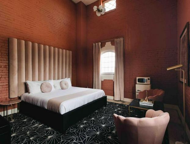 Rosewood Suite 202 at The Bellwether Hotel hotel detail image 4