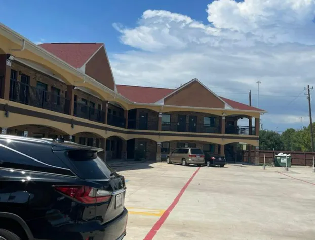 Regency Inn and Suites hotel detail image 3