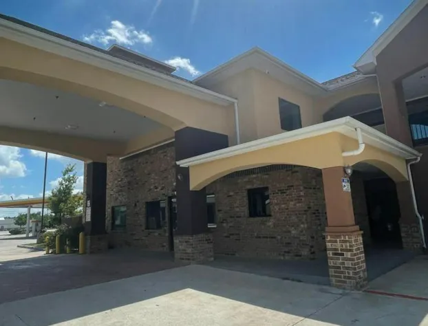 Regency Inn & Suites hotel detail image 4