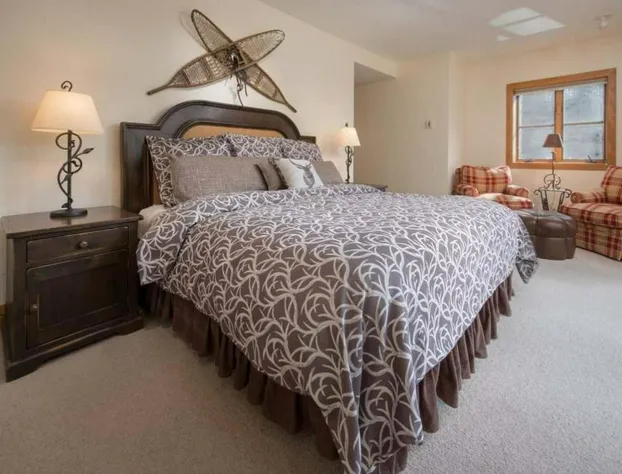 JHRL - Exquisite Western Granite Ridge Lodge #20 - Ski Accessed by Tow Rope hotel detail image 3