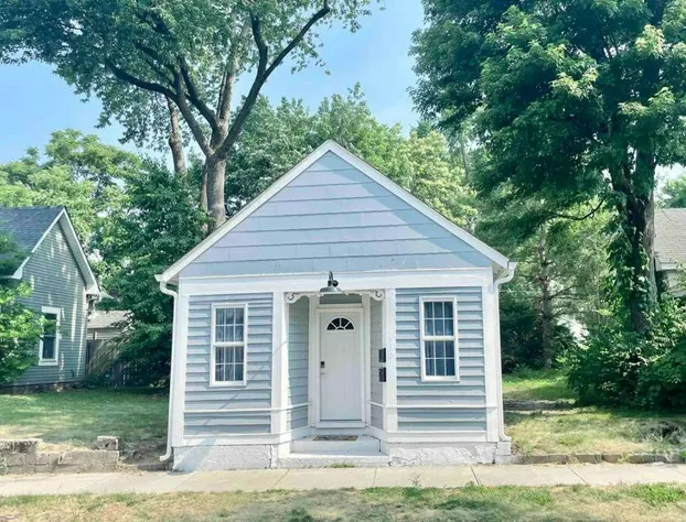 New Duplex Home in Noblesville hotel detail image 1