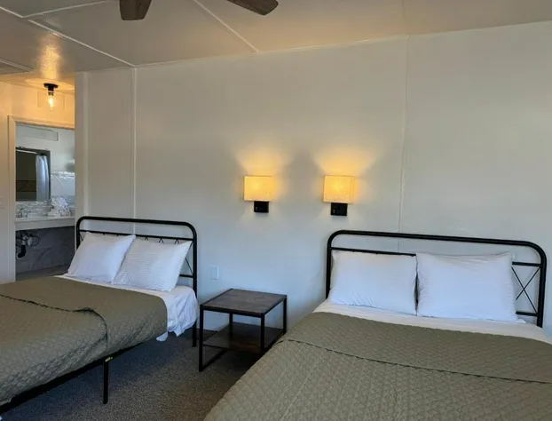 Eastern Sierra Motor lodge hotel detail image 3