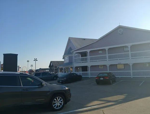 76 Family Inn hotel detail image 1