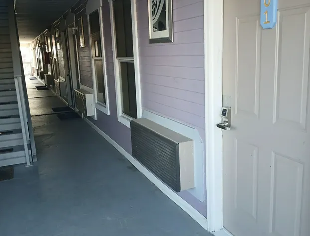 76 Family Inn hotel detail image 3