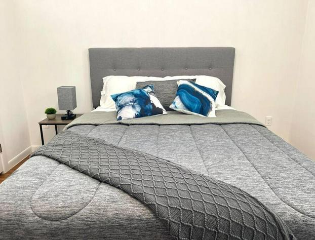 NEW! 5 min from Mall Airport and Dinning! hotel detail image 1