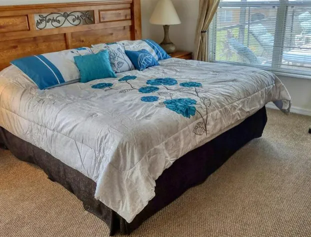 Excellent Location Stunning resort 5 Bed 3 Bath pool home at Emerald Island close to Disney hotel detail image 4