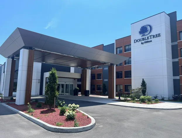 DoubleTree by Hilton Kingston hotel detail image 1