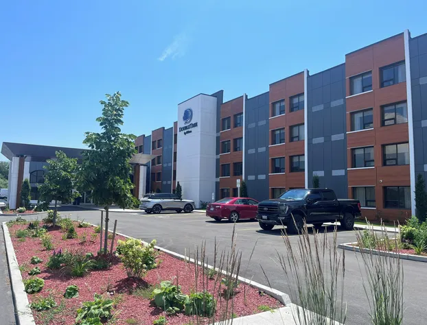 DoubleTree by Hilton Kingston hotel detail image 2