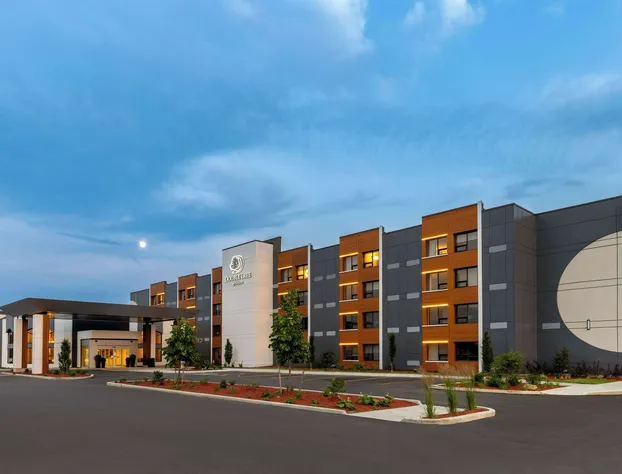 DoubleTree by Hilton Kingston hotel detail image 4