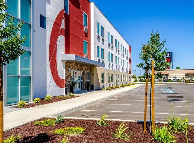 SureStay by Best Western Livingston Merced County hotel detail image 1