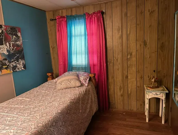 Air b/b lodge hotel detail image 3