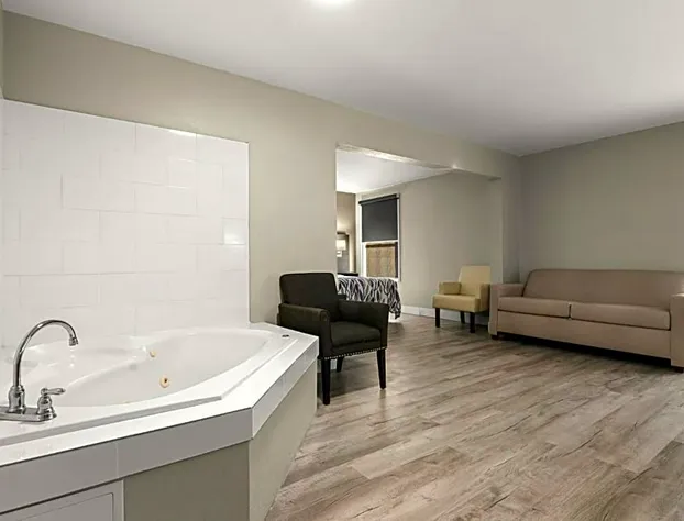 Red Roof Inn Washington, NC hotel detail image 1