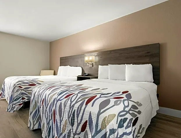 Red Roof Inn Washington, NC hotel detail image 2