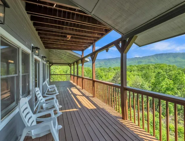 Heavenly Views lodge apts hotel detail image 4