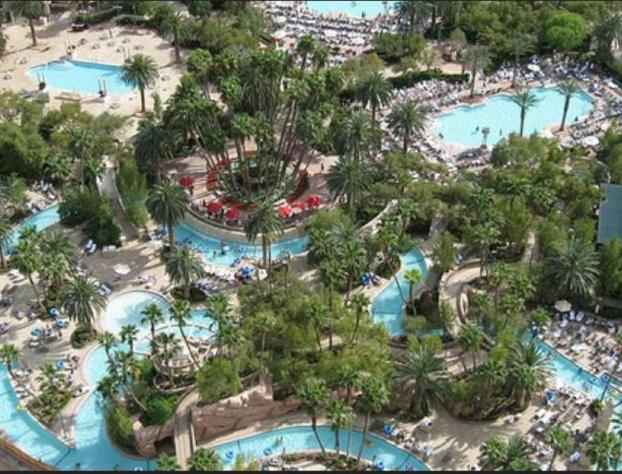 Luxury Studio MGM Signature Best Location Lazy River No Resort Fee hotel detail image 4