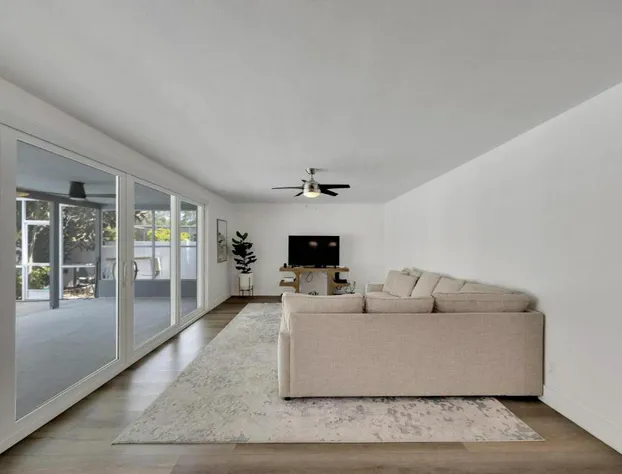 Seminole Resort Style Heated Pool Home hotel detail image 1