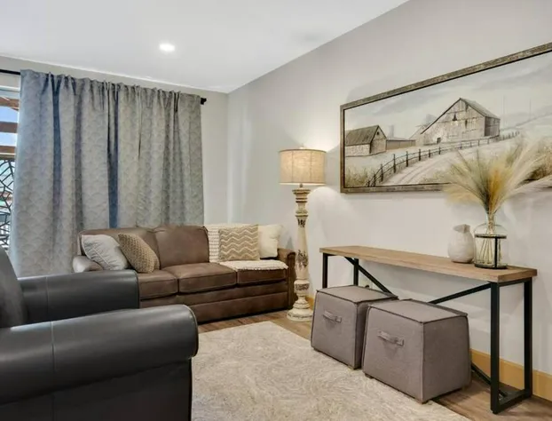 Maple Suite - Main Street Lodge in Berlin hotel detail image 4