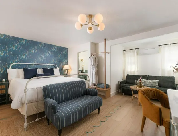 Petit Soleil hotel detail image 4