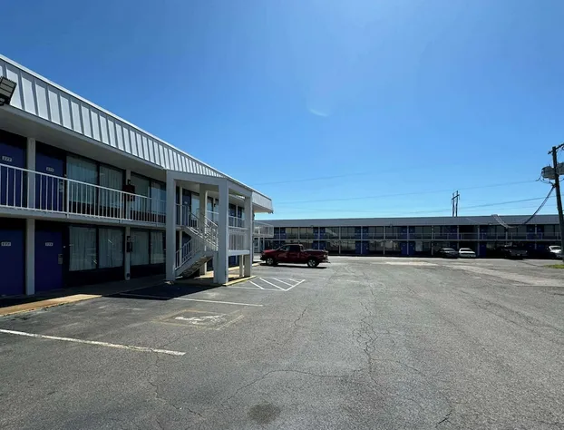 Rodeway Inn hotel detail image 1