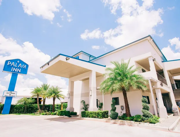 Palace Inn Blue I-45 & College Ave hotel detail image 3