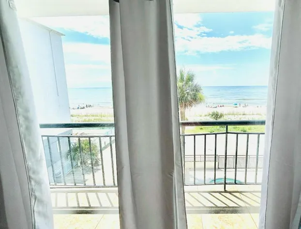 Summer Wind Ocean Front Hotel hotel detail image 1