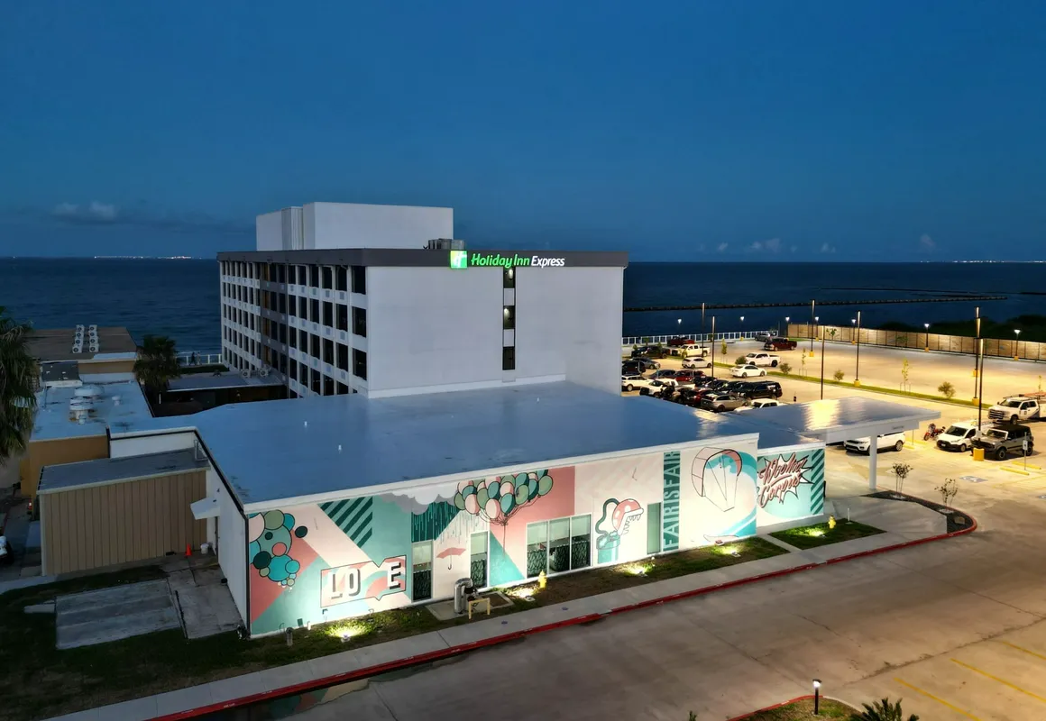 Holiday Inn Express Corpus Christi – Beachfront by IHG hotel hero