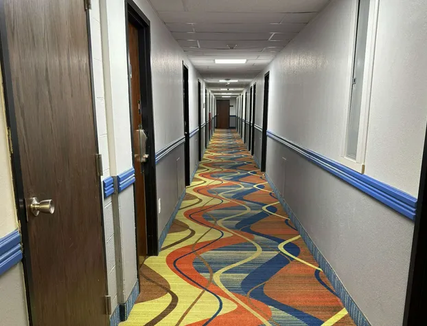 Econo Lodge Waite Park - St. Cloud hotel detail image 3