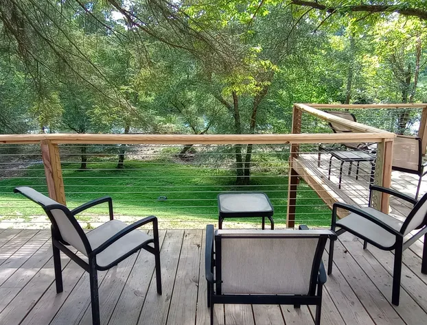 GlampOut Resort - Elk River hotel detail image 3