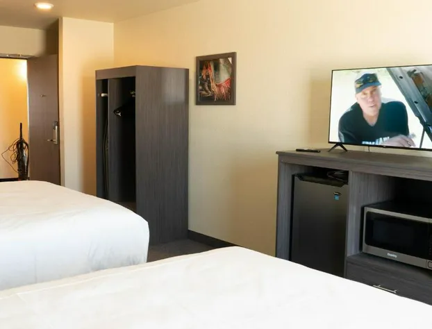 Iron Creek Inn & Suites hotel detail image 2